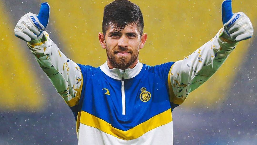النصر يعلن رسميا رحيل الحارس الأرجنتيني أوغستين روسي