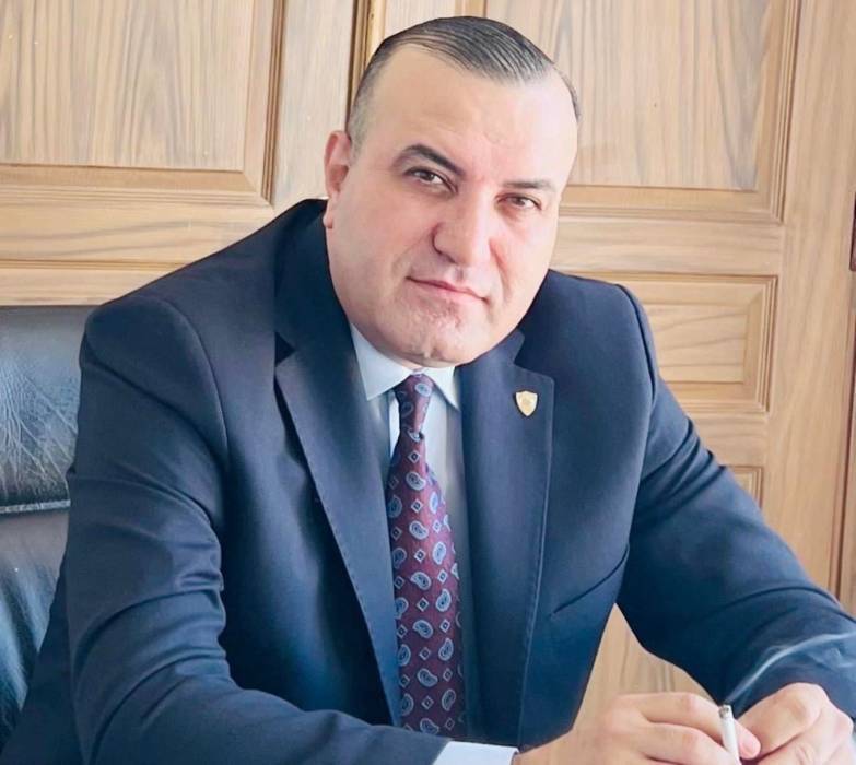 المحامي عامر محمود الهنانده ... قامة عصامية تتميز بالعلم والعطاء