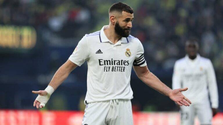 رسميا.. ريال مدريد يعلن رحيل بنزيما