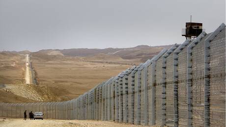 مصادر إسرائيلية تزعم أن الجندي المصري منفذ حادث الحدود كان على الأرجح جهاديا