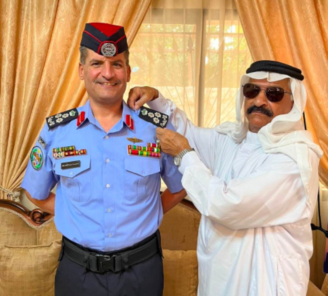 العدوان  يُهنئ نجله العميد  محمد  بالإرادة الملكية
