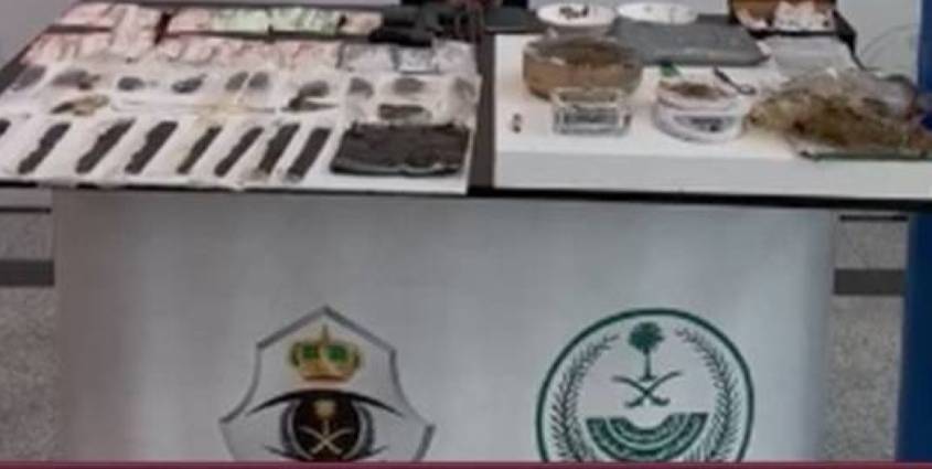 السعودية ..شرطة الجوف تقبض على شخص لترويجه مادتي الحشيش والإمفيتامين