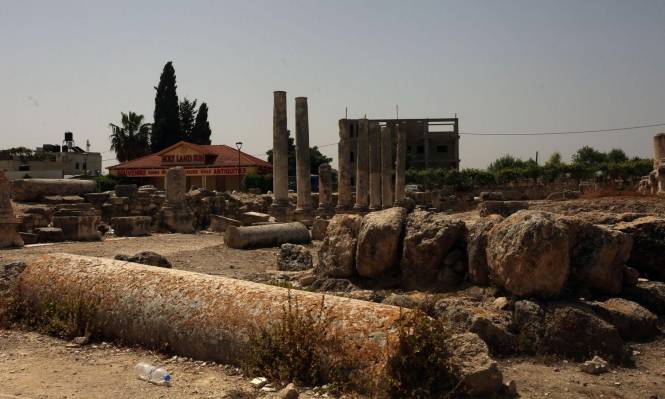 الاحتلال يقتحم الموقع الأثري في بلدة سبسطية واعتقال 11 فلسطينيا بالضفة