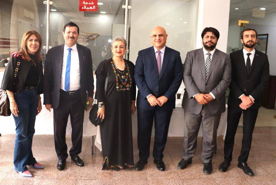 برعاية السفير الأذربيجاني سليموف السفارة الأذربيجانية والبريد الأردني يقيمان معرضاً للطوابع البريدية  صور