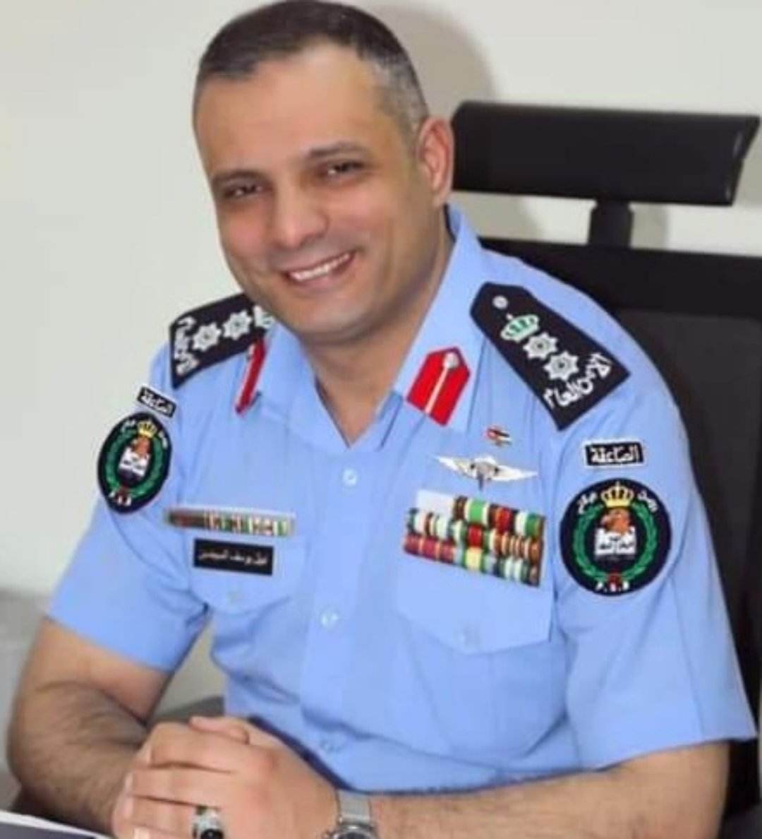 ابو دلو يهنئ العقيد نبيل يوسف المبيضين