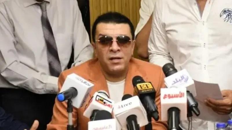 مصطفى كامل ينهار باكياً بعد فوزه نقيباً للموسيقيين