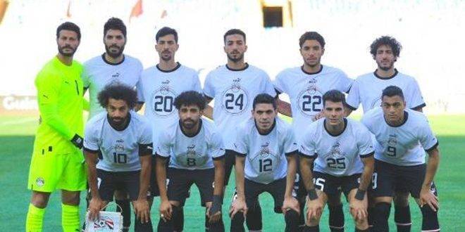 مصر تفوز على غينيا بثنائية وتتأهل لكأس أمم إفريقيا