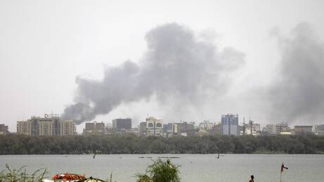 السودان.. الجيش يخلي محيط مراكز الدعم السريع وحديث عن هدنة جديدة