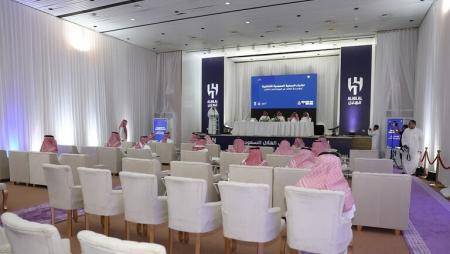 الهلال السعودي يعلن ضم البرتغالي روبن نيفيش