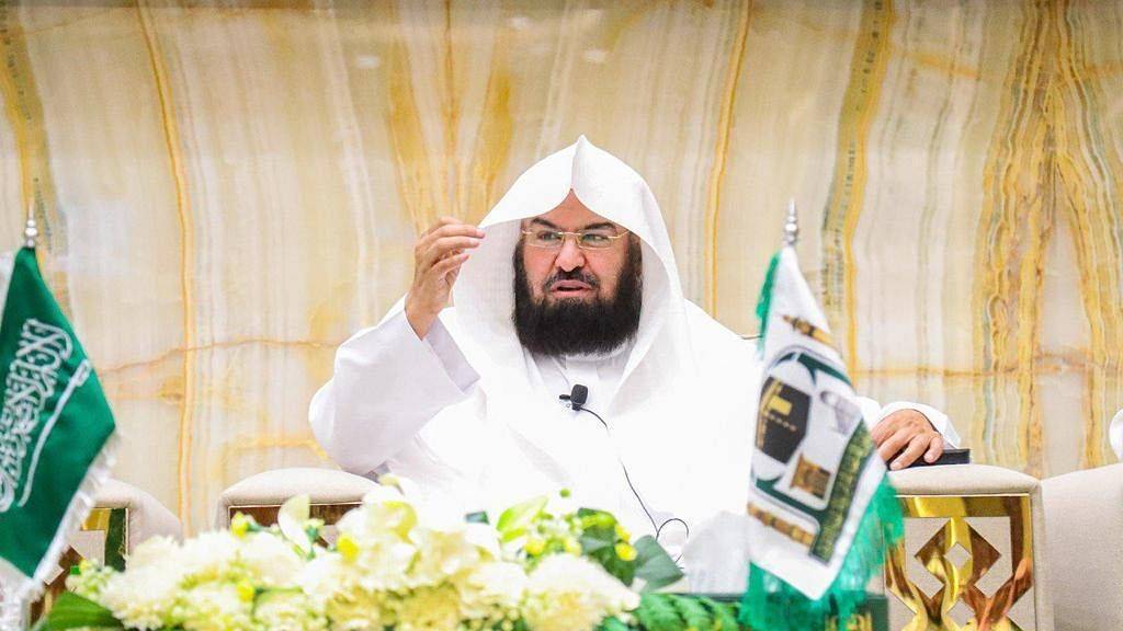 السديس يعلن نجاح خطة التفويج لضيوف الرحمن القادمين من المسجد النبوي لمكة المكرمة