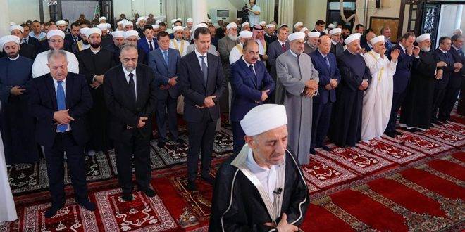 الأسد يؤدي صلاة عيد الأضحى المبارك في مسجد الأفرم بدمشق...صور