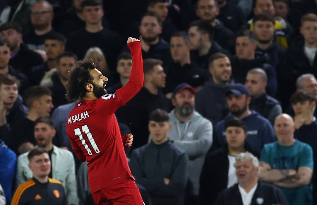 محمد صلاح يثير الجدل بتهنئة العيد ويُشعل جمهور الدوري السعودي