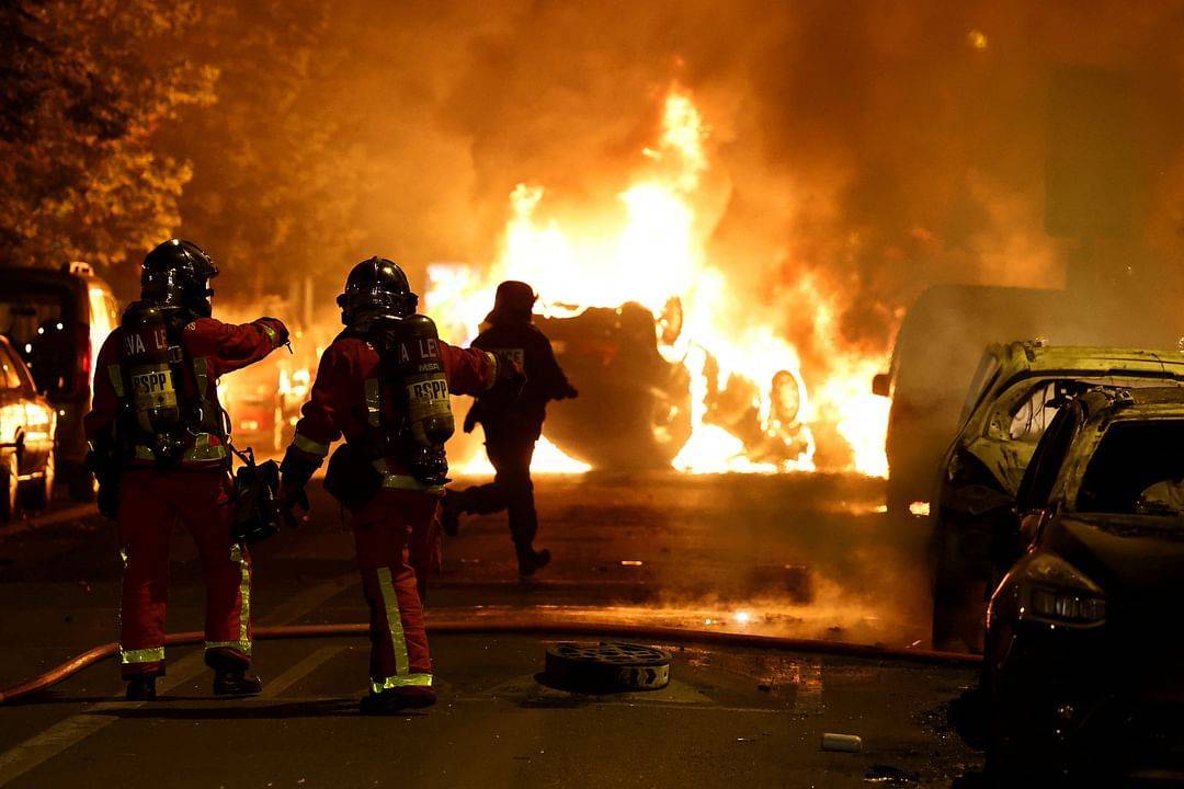 توقيف 150 شخصًا بعد ليلة مشتعلة في فرنسا