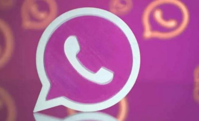 تطبيق واتساب مزيف يخترق حسابات المستخدمين