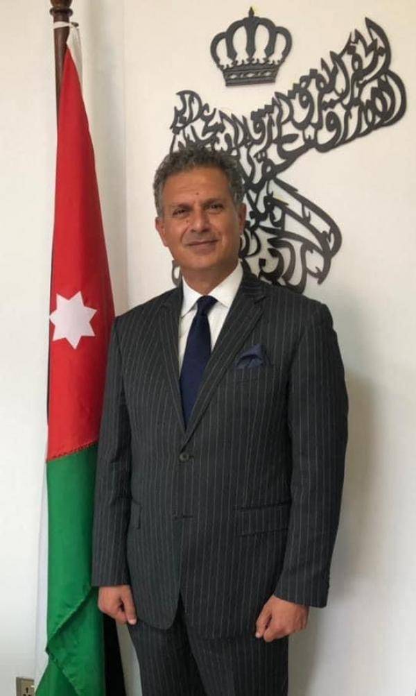 الدكتور معن الخريسات .. مبارك