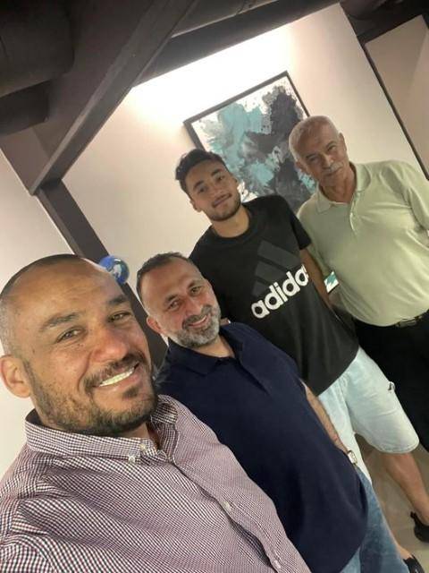 رسميا .. الفاخوري وحداتي