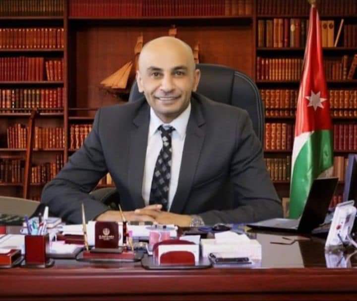 المهندس رامي  الهباهبة يهنئ الدكتور الهباهبة الترفيع إلى رتبة متصرف