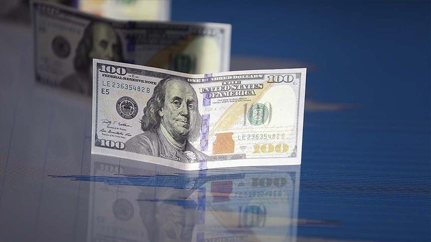 الدولار يصعد مع تزايد توقعات رفع الفائدة الأميركية