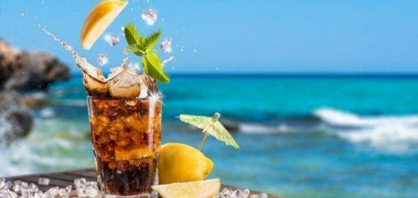 ما هي مضار المشروبات الغازية؟