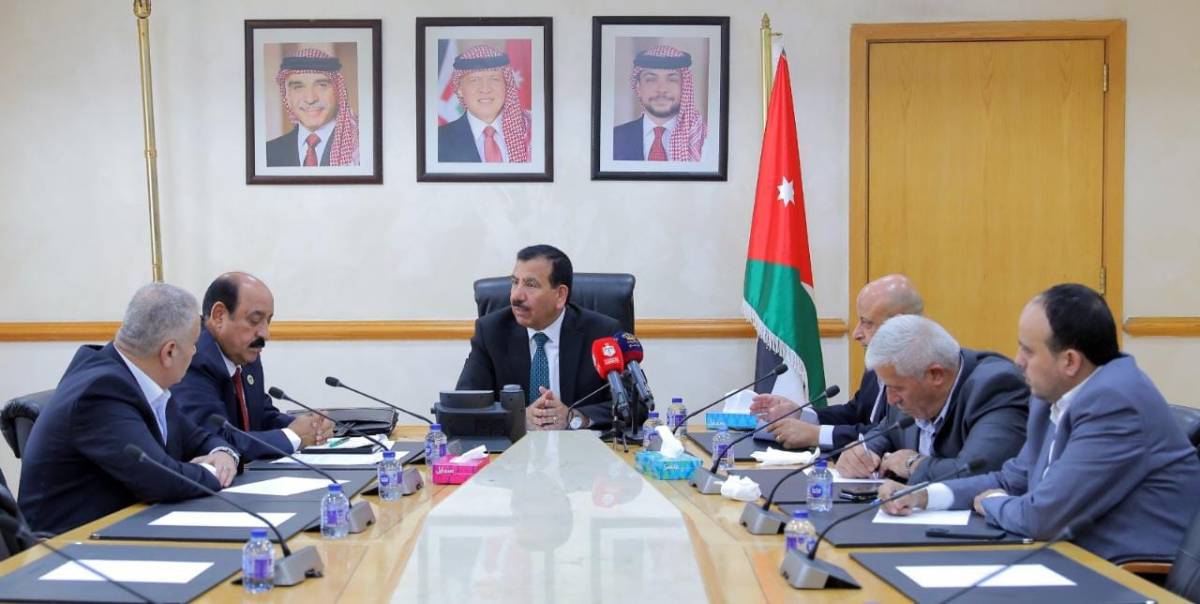 الخلايلة يلتقي مدير مؤسسة المتقاعدين العسكريين...صور