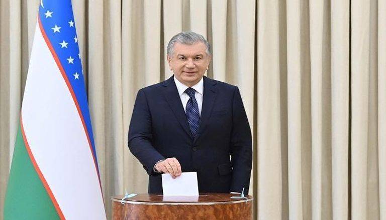 إعادة انتخاب رئيس أوزبكستان لولاية جديدة