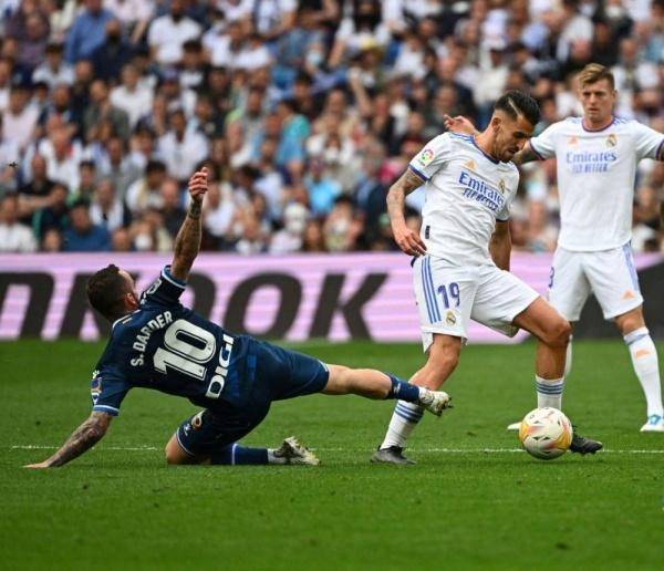 توقعات بغياب نجم ريال مدريد عن انطلاقة الدوري