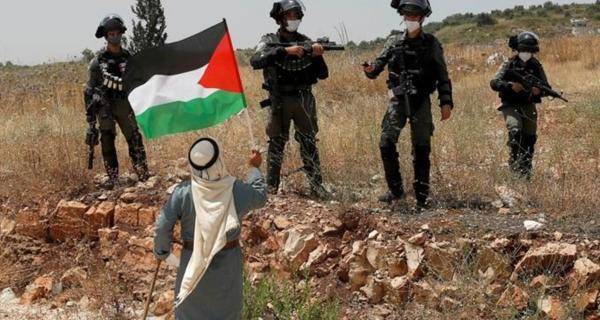 خطة سموتريتش: 3 خيارات أمام الفلسطينيين البقاء دون حقوق او الهجرة او القتل