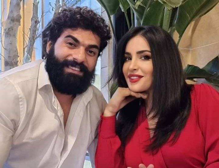 نجاح المساعيد تحتفل بذكرى زواجها: بك اكتفيت