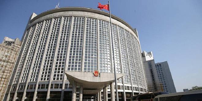الخارجية الصينية: تزويد واشنطن لأوكرانيا بذخائر عنقودية أمر غير مسؤول