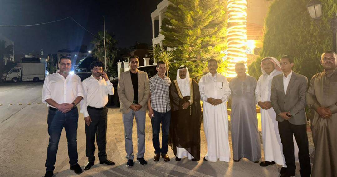الخضير يولم لعدد من الشيوخ وكبار الضباط