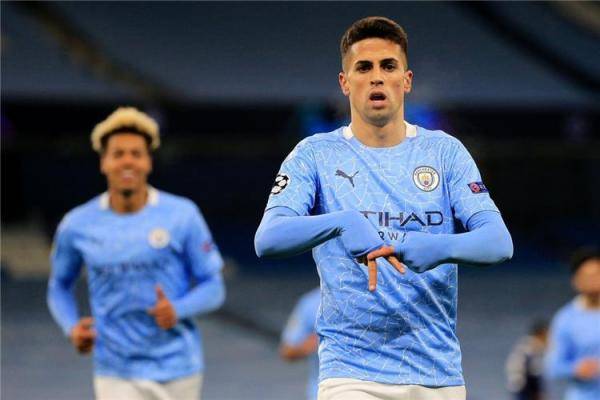 برشلونة يصل لاتفاق مع كانسيلو