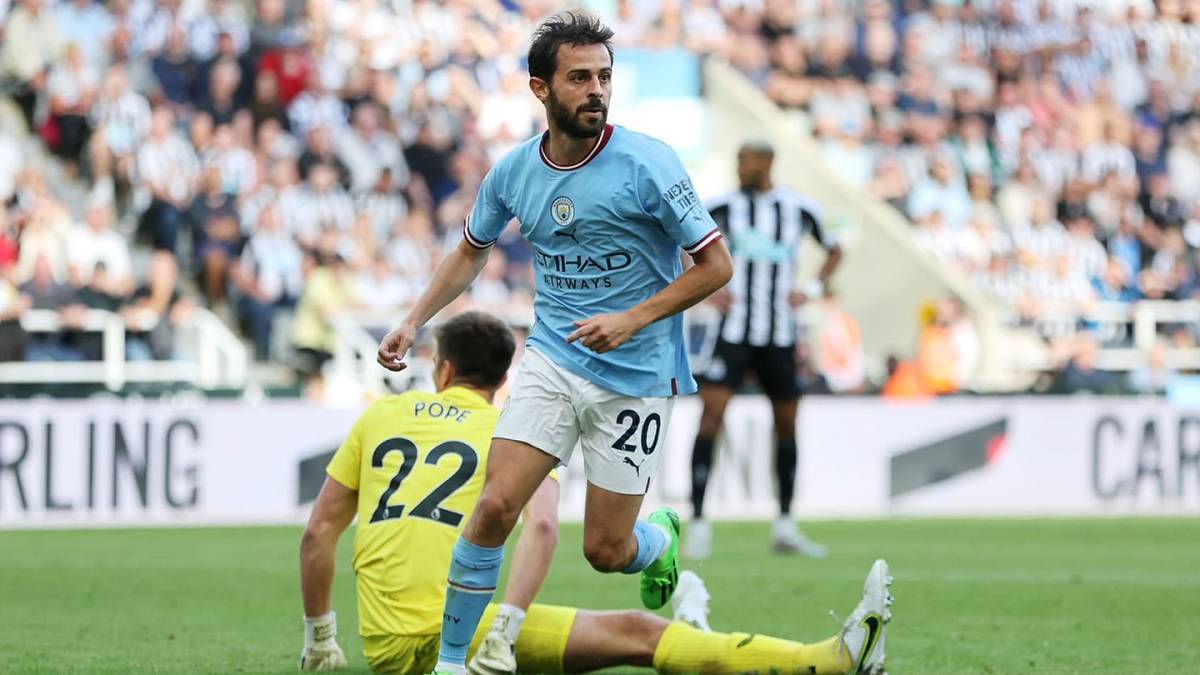 لماذا يصر تشافي على ضم برناردو سيلفا لصفوف برشلونة؟