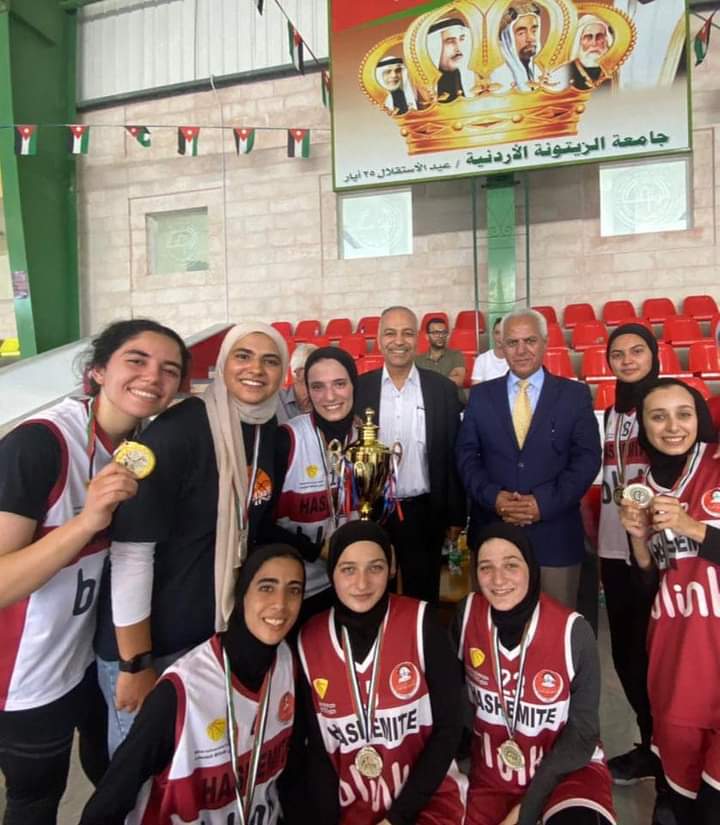 الجامعة الهاشمية تحصد المركز الأول وتظفر بكأس ولي العهد في بطولة ثلاثيات كرة السلة_صور