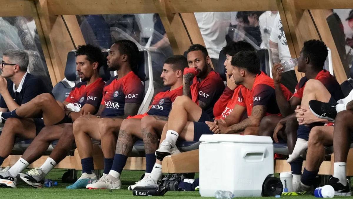 صندوق استثمارات أمريكي يتجه لشراء حصص في نادي باريس سان جيرمان