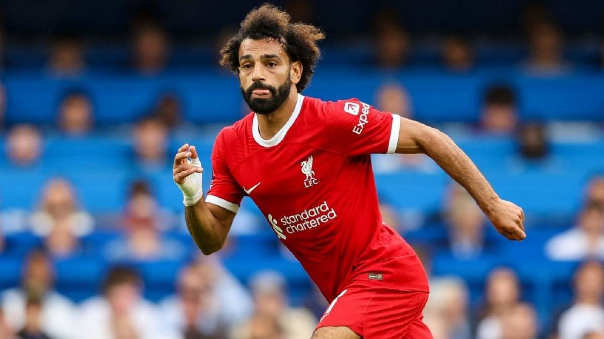 روي كين يشن هجومًا على محمد صلاح