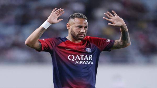 باريس يوافق على انتقال نيمار إلى الهلال السعودي