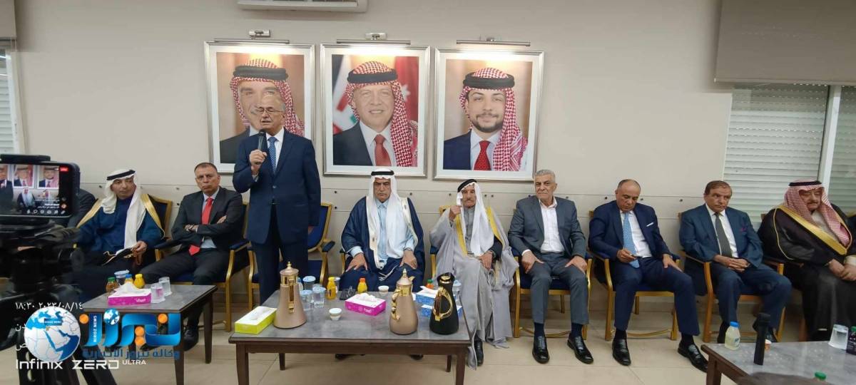 بني عودة والدمايسةالقيسي نسايب.... معالي جمال الصرايرة طلب  ... وسعادة الشيخ حماد المعايطة رحب  بالجميع ومعالي قفطان المجالي أعطى