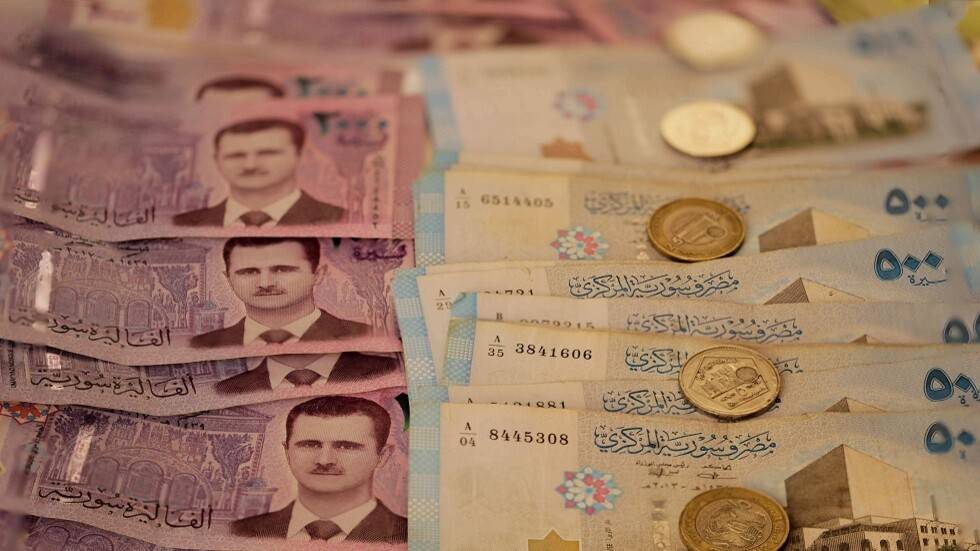 الأسد يصدر مرسوما بزيادة الرواتب والأجور في سوريا بنسبة 100