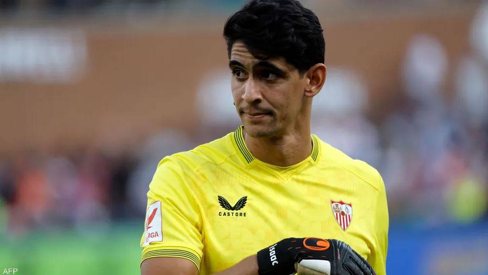 صحيفة: الهلال السعودي يتفق مع المغربي بونو والصربي ميتروفيتش