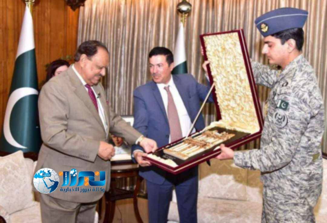 صورة من ذاكره الوطن للمؤرخ  عمر العرموطي وفخامة الرئيس الباكستاني ممنون حسين