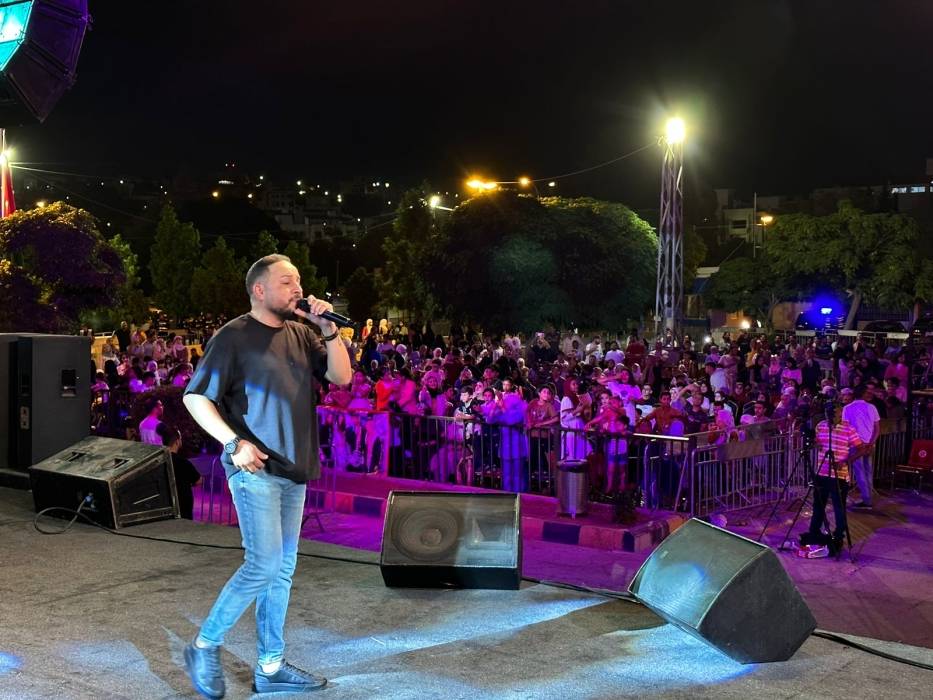محمود سلطان يسحر جمهور مهرجاني: صيف عمانوالفحيص بأغانيه...صور