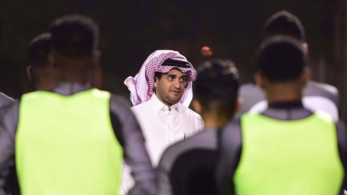 خالد البلطان يوجه انتقادات حادة لإدارة نادي الشباب وحسان تمبكتي