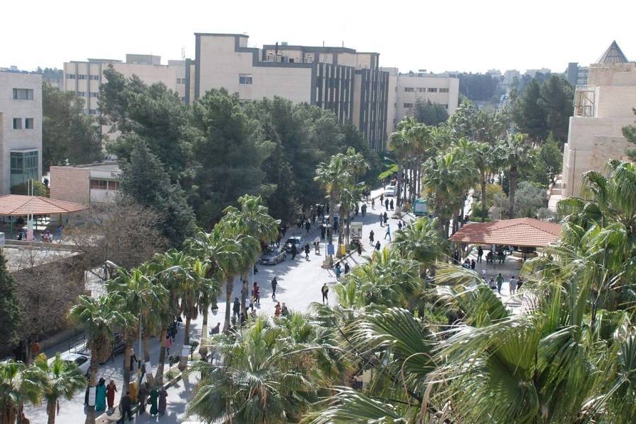 الخطيب يكشف موعد نتائج القبول الموحد و معلقًا على اعتصام طلبة التوجيهي: لهم حرية التعبير عن الرأي