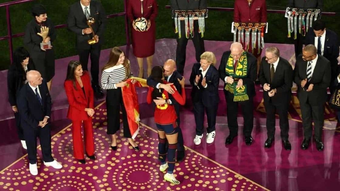 المدعي العام الإسباني يتهم روبياليس بـالاعتداء الجنسي