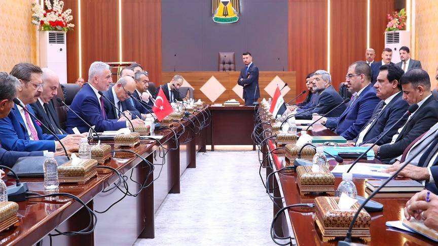 تركيا والعراق يتفقان على زيادة حجم التجارة بينهما