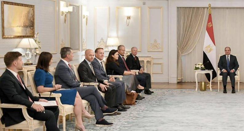 السيسي يبحث مع وفد من الكونغريس الأمريكي تطورات إقليمية