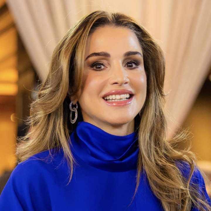 في عيد ميلاد  ملكة القلوب حضرة صاحبة الجلالة الملكة رانيا العبد الله المعظمة  ام الحسين ... نقول كل عام وانتي بالف خير