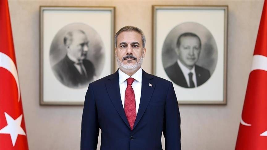 وزير الخارجية التركي يزور إيران الأحد