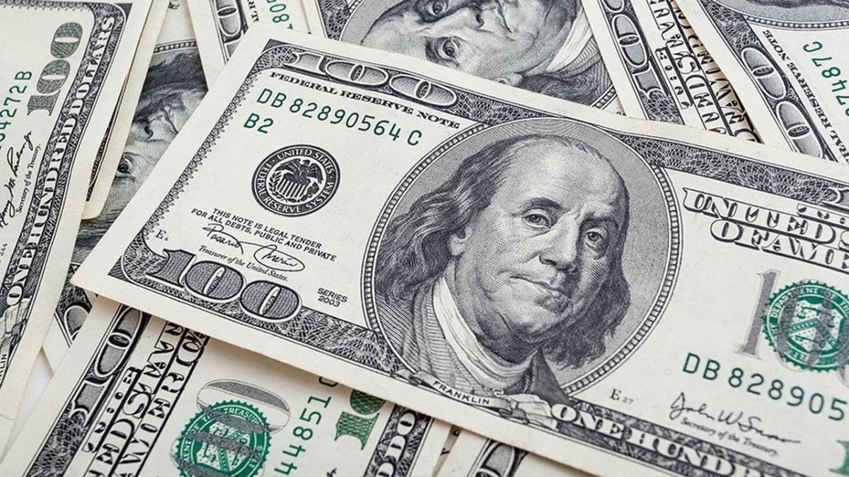 تراجع الدولار وسط توقعات بعدم رفع الفائدة في أميركا