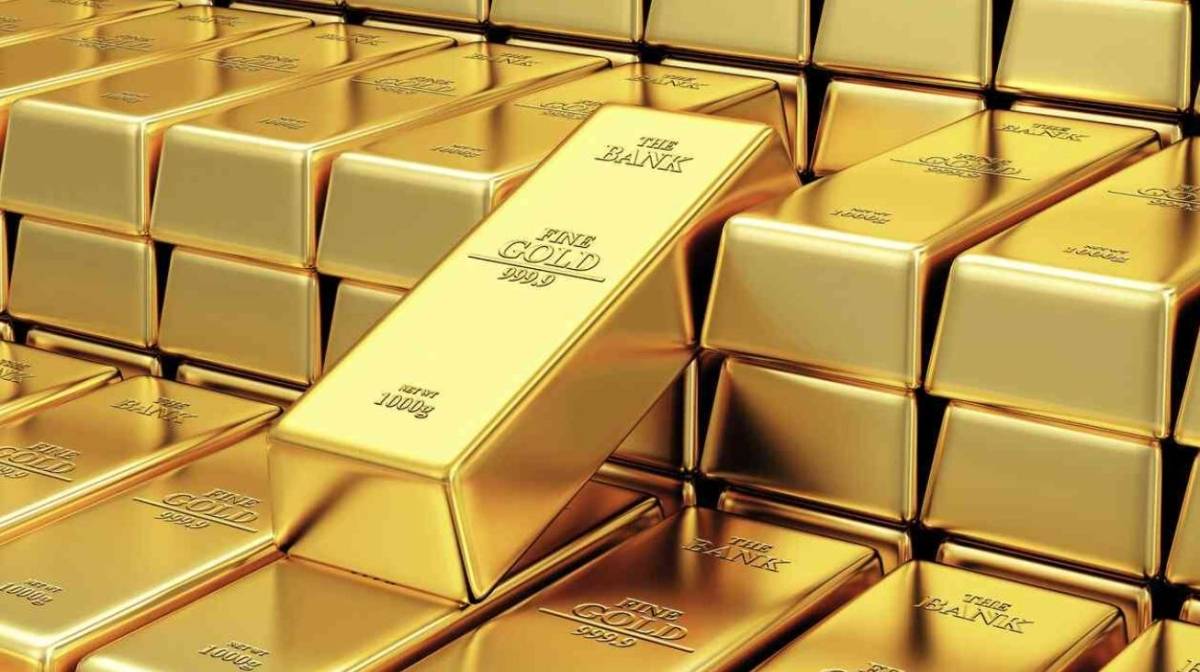 الذهب يربح 5 دولارات في المعاملات الفورية